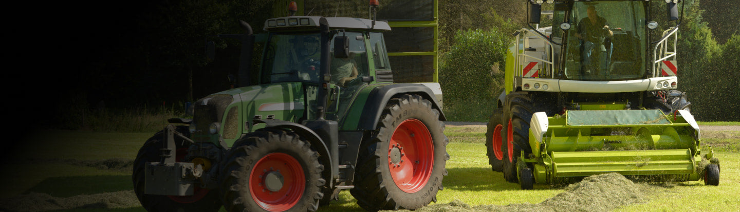 Forage harvester lights